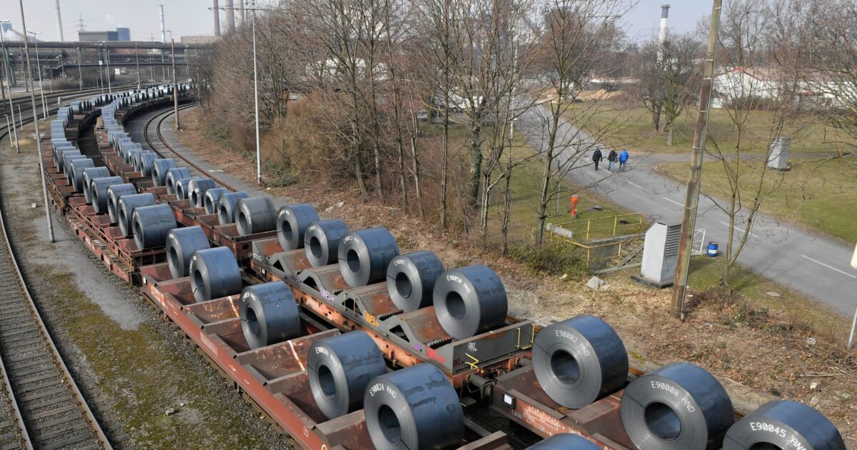OECD: Chinese subsidies “distort” the global steel market