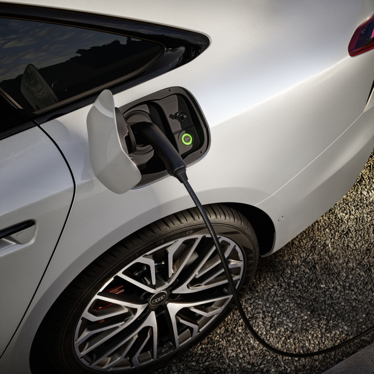 Audi A6 Sedan e-hybrid