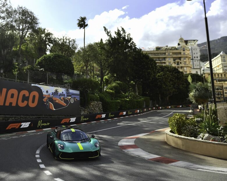 Aston Martin: Η τρομερή Valhalla των 1079 ίππων έκανε ντεμπούτο στο Μονακό