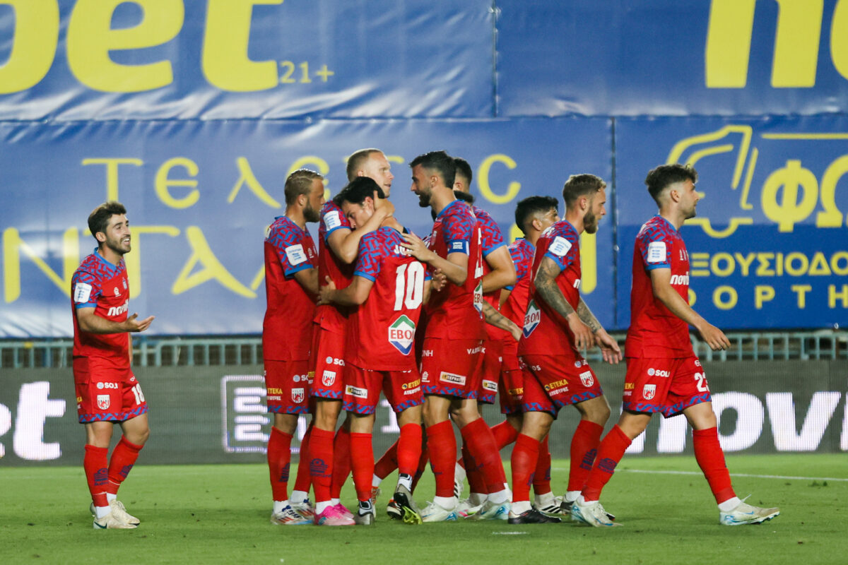 Πλέι άουτ Super League: Κοντά στη παραμονή ο Βόλος, λιγοστεύουν οι πιθανότητες για την Athens Kallithea