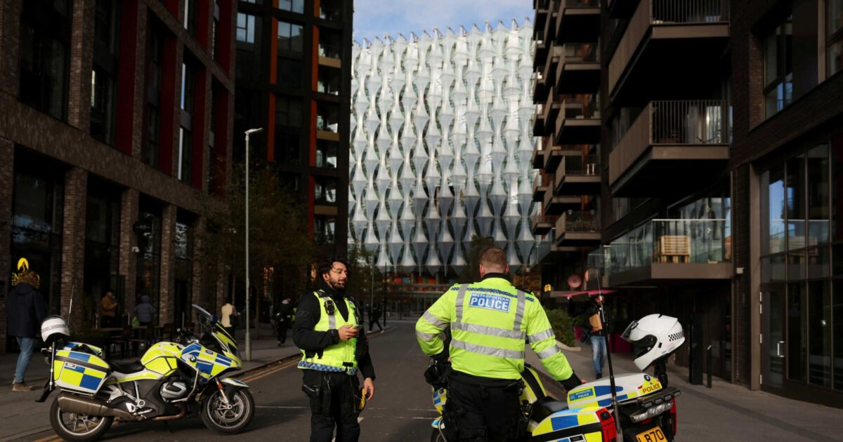 Britain: Five arrests for terrorist planning