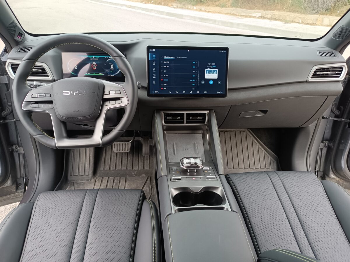 BYD ATTO 2