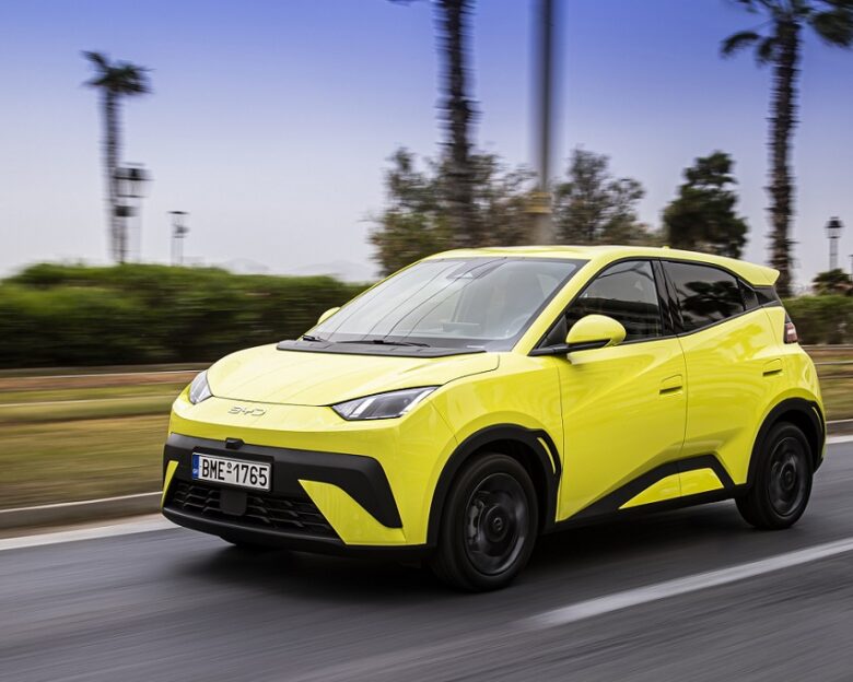 BYD: Πρώτη γνωριμία με το ηλεκτρικό Dolphin Surf