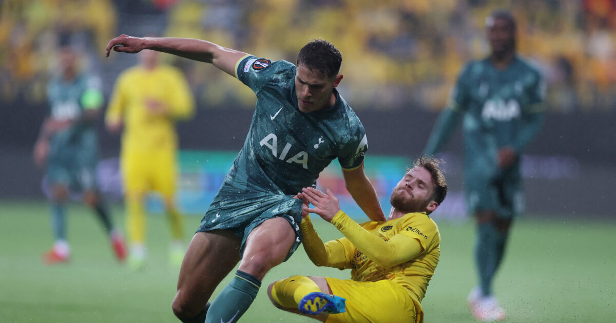 Bondo Glimt – Tottenham: Viral the “crumpled” synthetic lawn in Norway