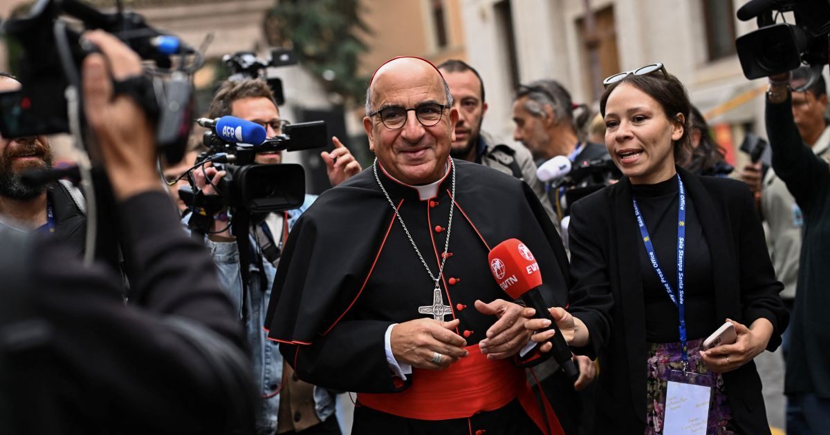 Rome is preparing for the Conclavian: Rock Star Cardinals, Rumors, Tiramisu and Carbon Far before the Election of the New Pope