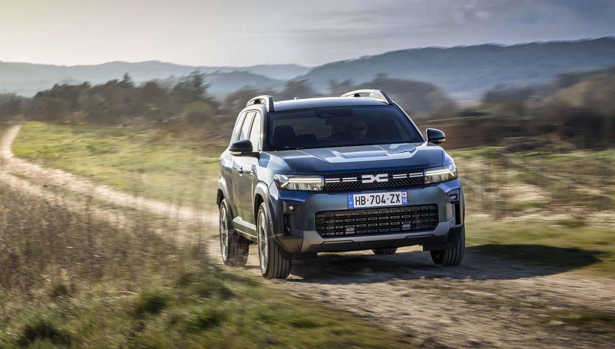Dacia_Bigster Hybrid_155
