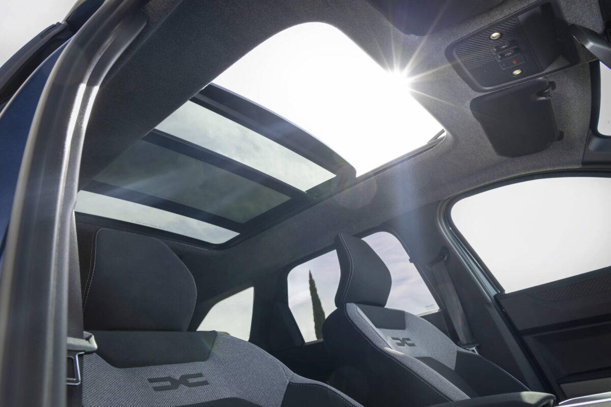 Dacia_Bigster Hybrid_155