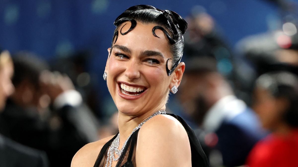 Η Dua Lipa