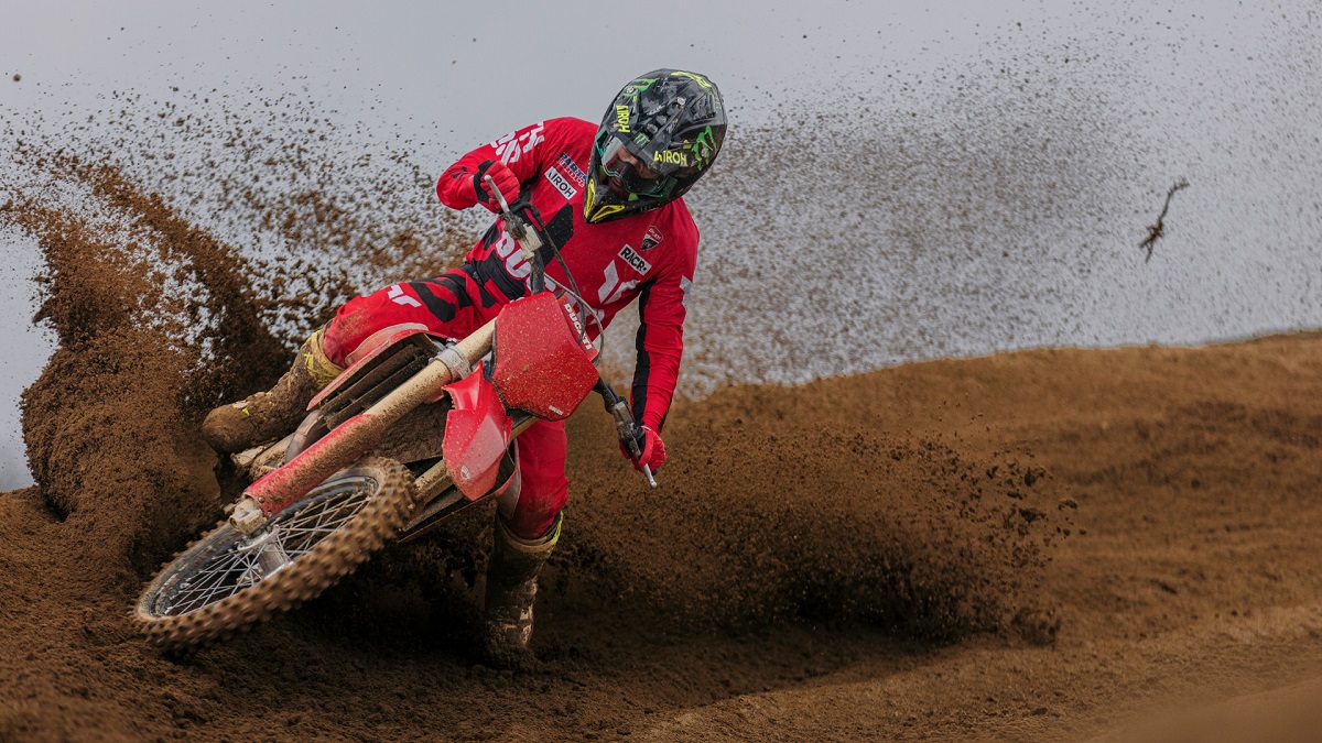 Ducati Desmo450 MX