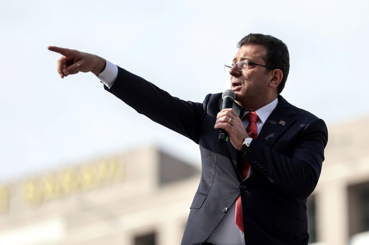 Ο Εκρέμ Ιμάμογλου