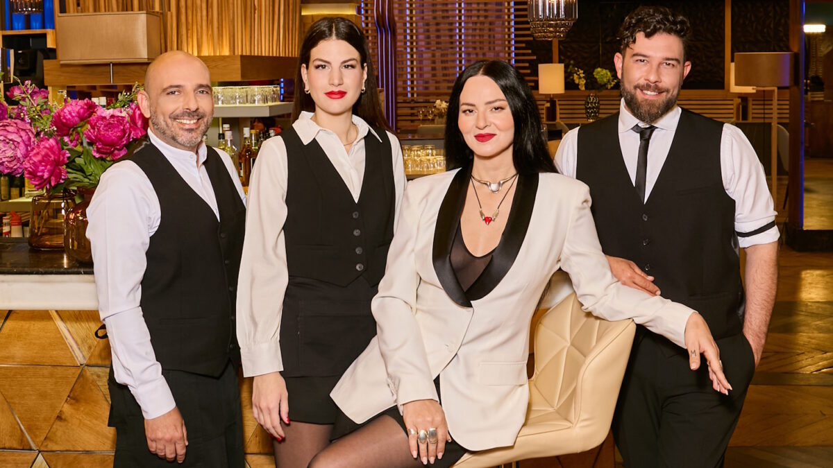 Η ομάδα του First Dates