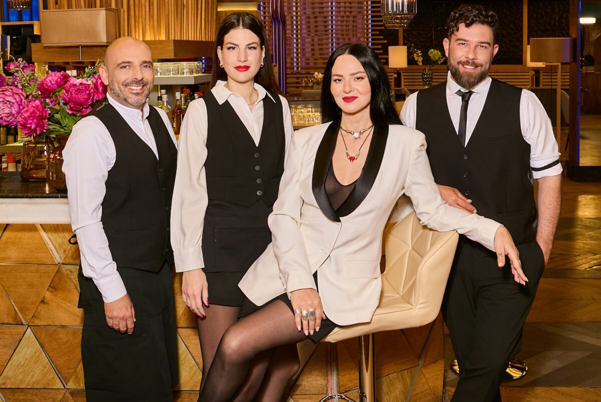 Η ομάδα του First Dates