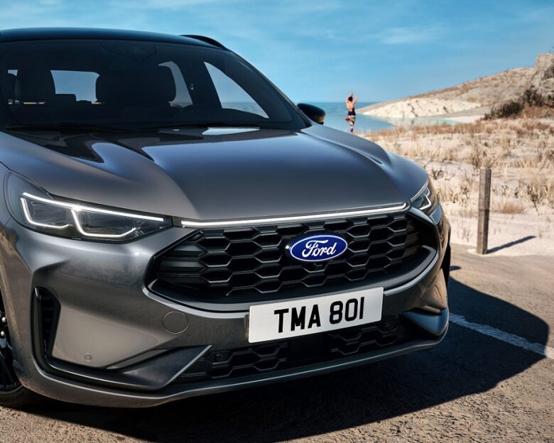Ford: Πιο Black δε γίνεται το Kuga ST-Line X