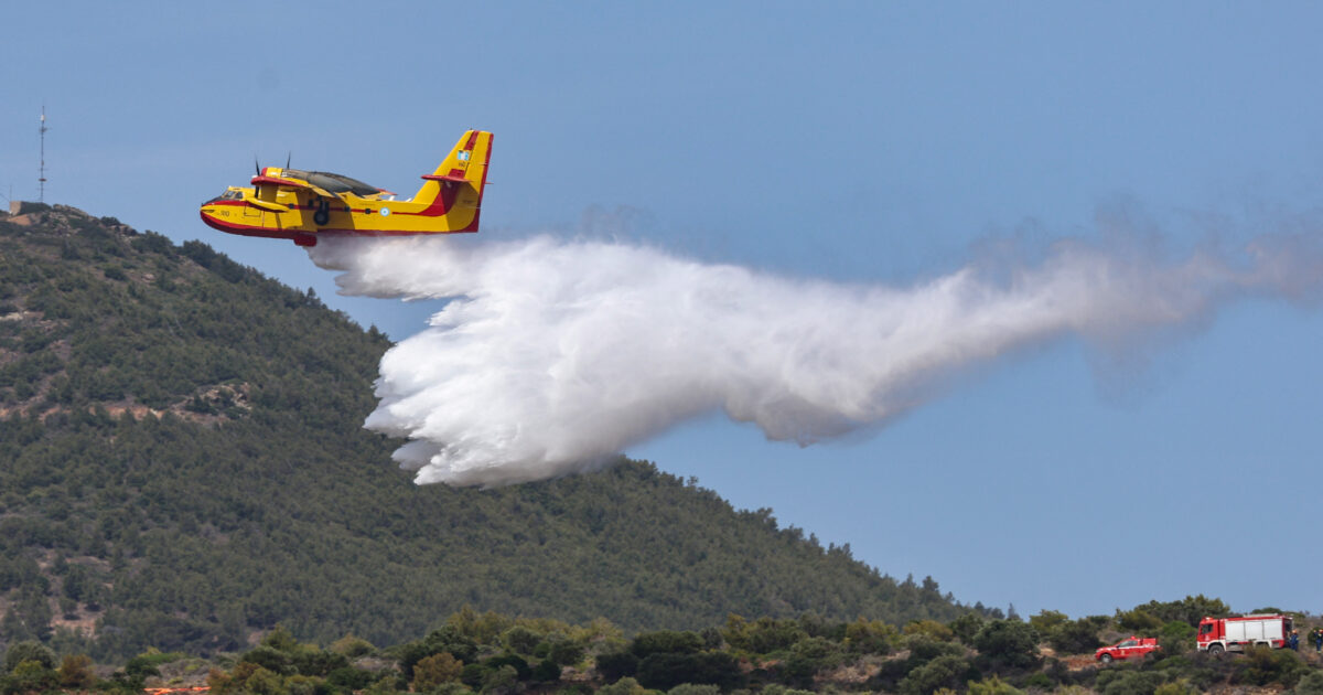 Η ΕΕ θα αναπτύξει ομάδες πυροσβεστών και δυνάμεις αεροπυρόσβεσης στην Ελλάδα για την αντιπυρική περίοδο