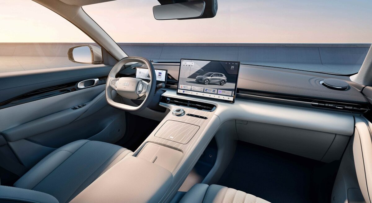 Geely_AI-Smart_cockpit