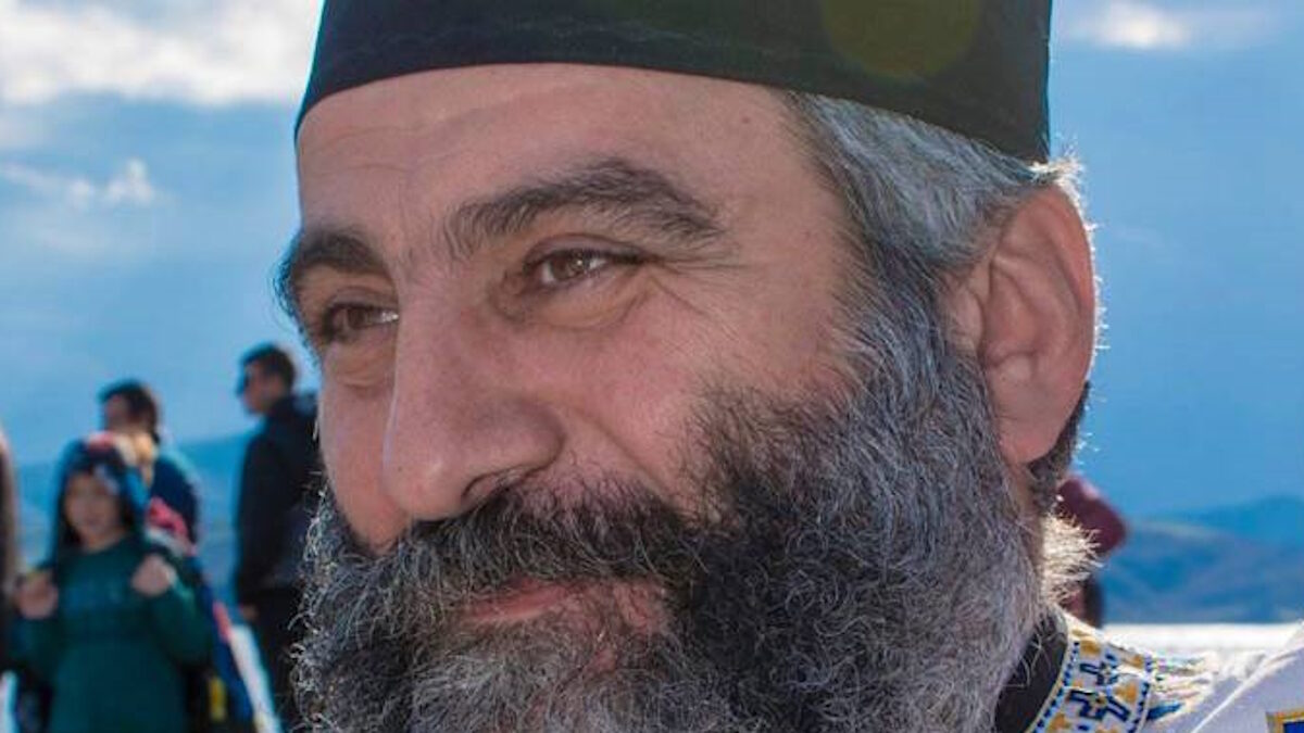 Ο ιερέας Νεκτάριος Μπουλιτσάκης
