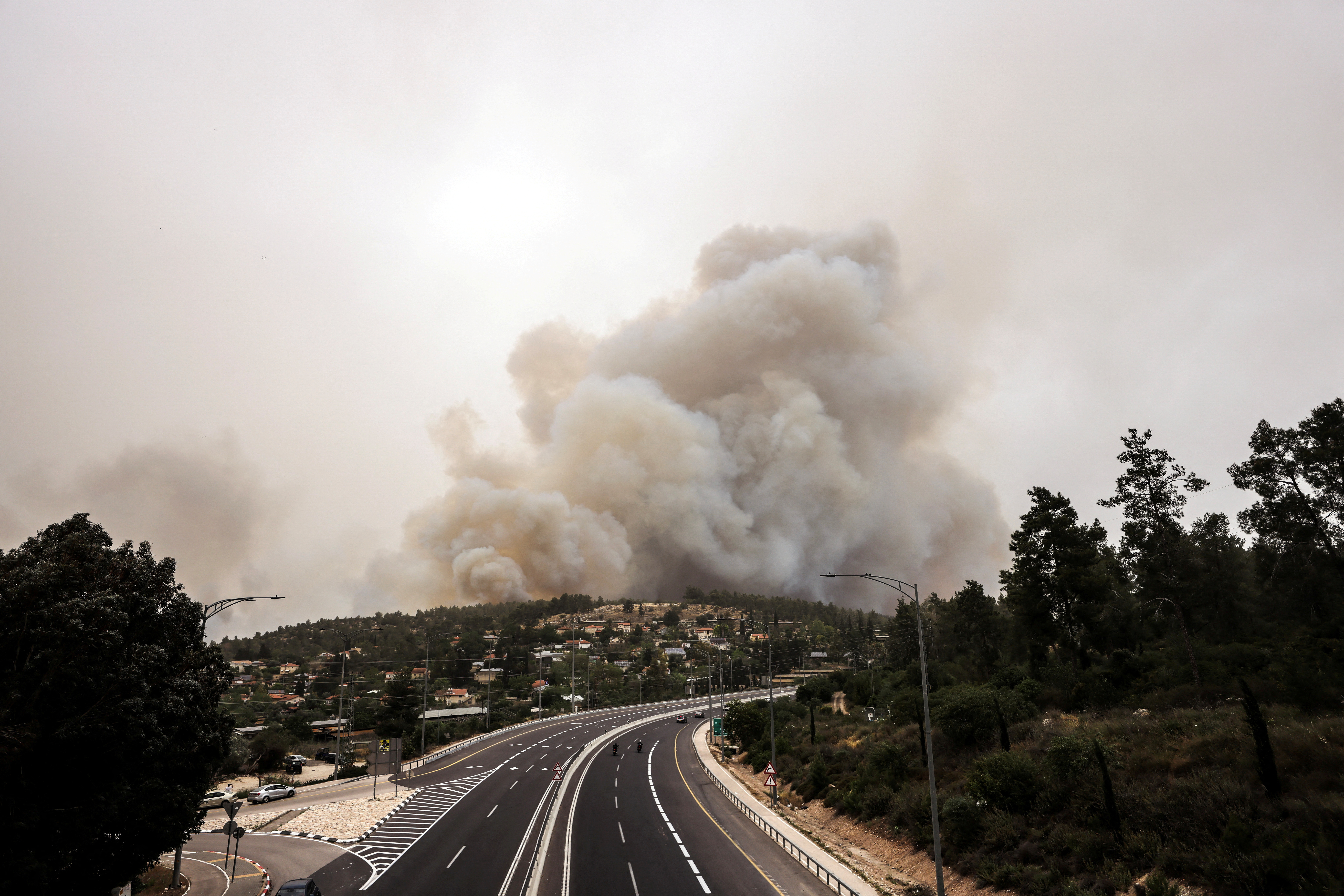 Μεγάλες φωτιές μαίνονται στο Ισραήλ