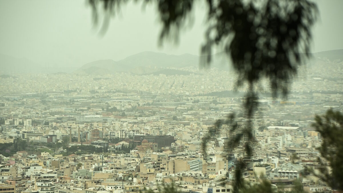 Αφρικανική σκόνη καλύπτει την Αθήνα