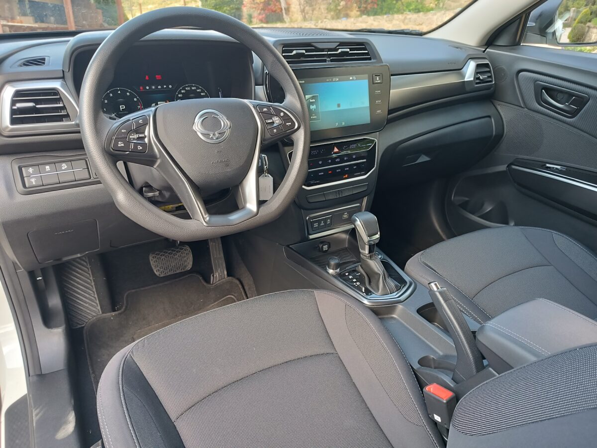 KGM Tivoli 1.5lt 4WD