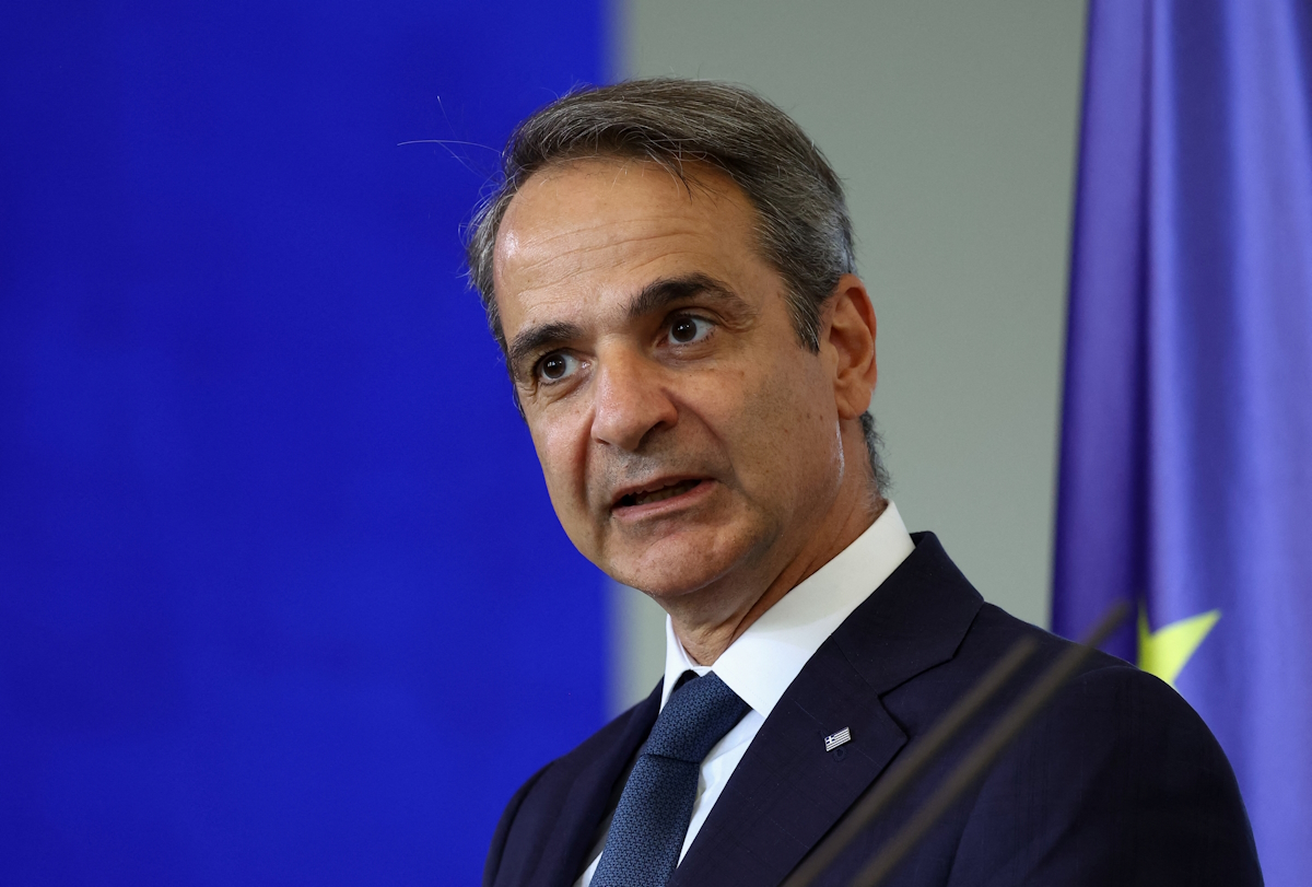 Ο Πρωθυπουργός, Κυριάκος Μητσοτάκης στη διάρκεια της κοινής συνέντευξης Τύπου με τον Καγκελάριο, Φρίντριχ Μερτς στο Βερολίνο