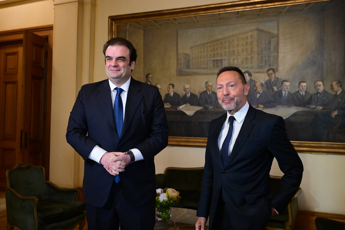 Ο Κυριάκος Πιερρακάκης και ο Γιάννης Στουρνάρας