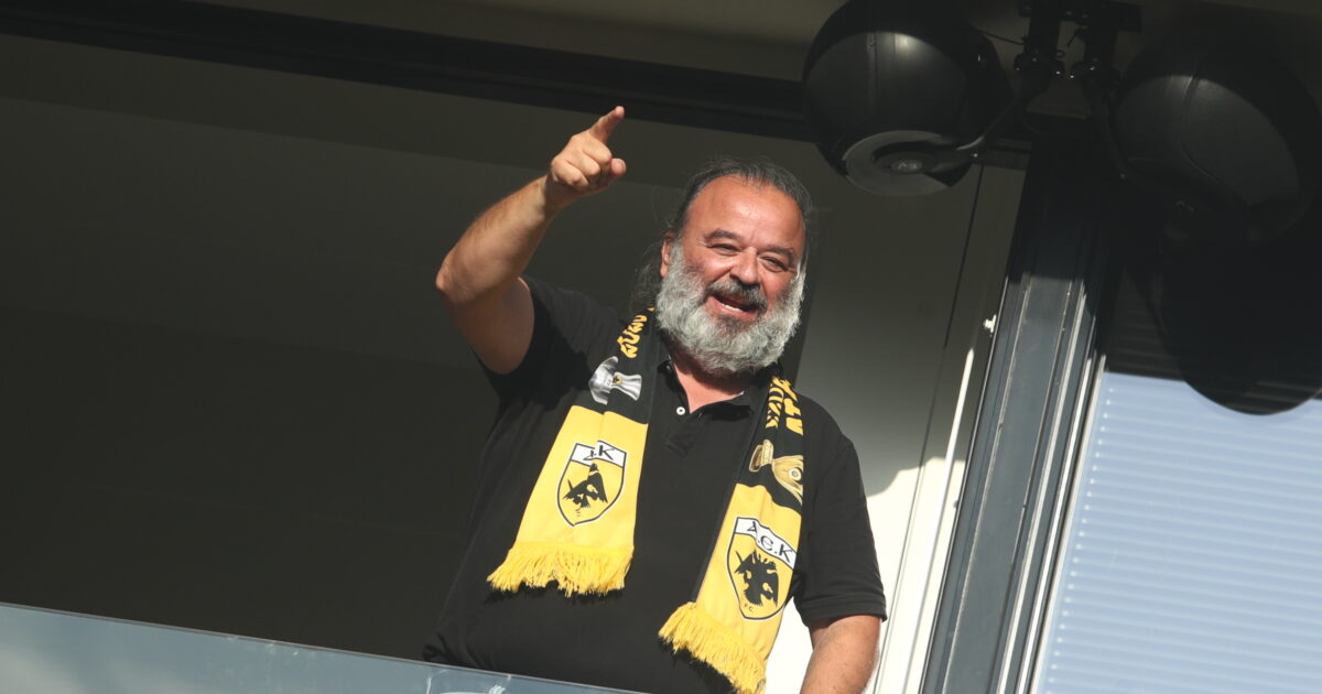 Ο Μάριος Ηλιόπουλος έδωσε πριμ στη γυναικεία ομάδα της ΑΕΚ για τη κατάκτηση του πρωταθλήματος