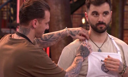 Ο Παντελής αποχωρεί από το MasterChef και δίνει το pin της αρχηγίας της μπορντό μπριγάδας στον Βασίλη