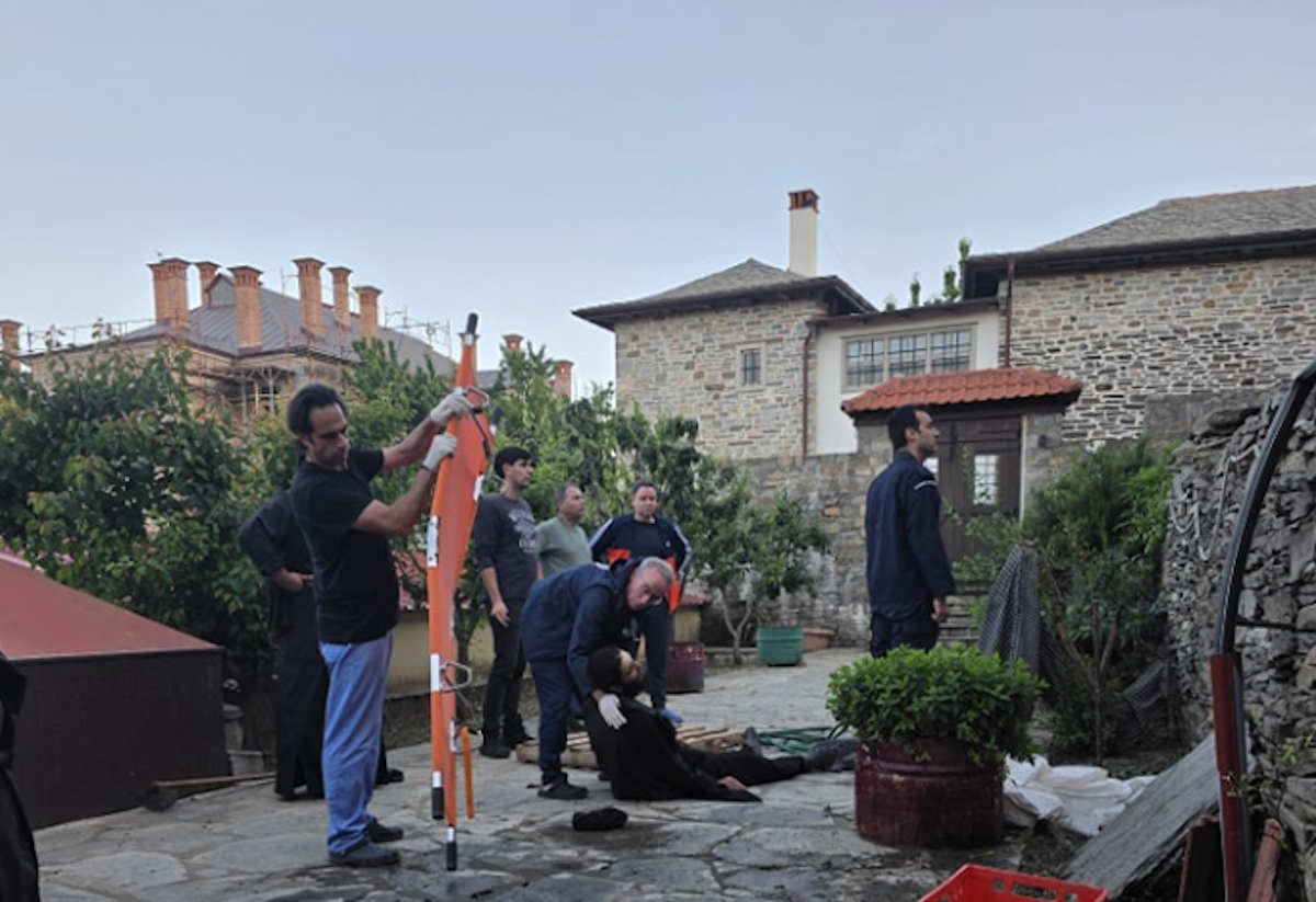 Άγιο Όρος: Επίθεση από ρασοφόρους καταγγέλλουν μοναχοί της Μονής Εσφιγμένου