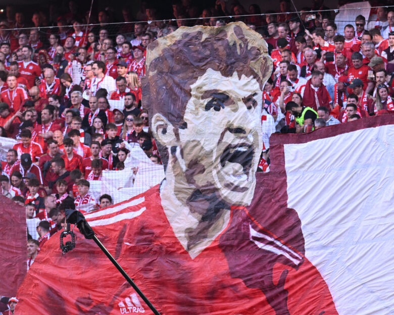 Τόμας Μίλερ: Συγκίνηση στην «Allianz Arena» στο αντίο του Γερμανού θρύλου