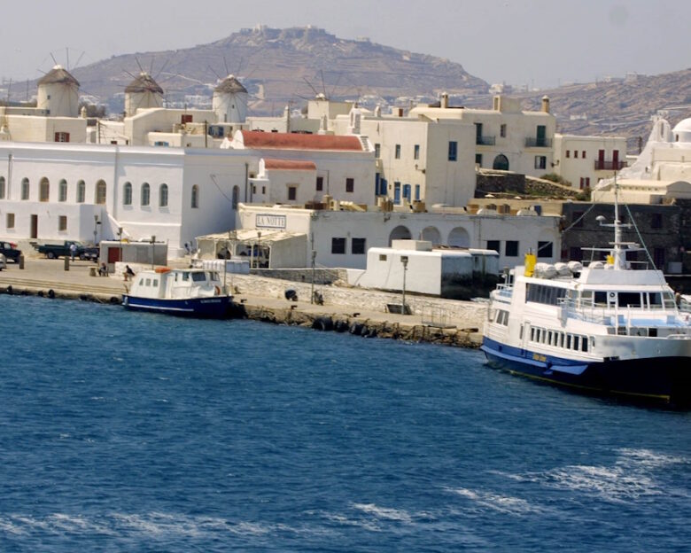 Μύκονος: Ένας 32χρονος Αλβανός μετέφερε κοκαΐνη και χασίς – Συνελήφθη μόλις κατέβηκε από το πλοίο