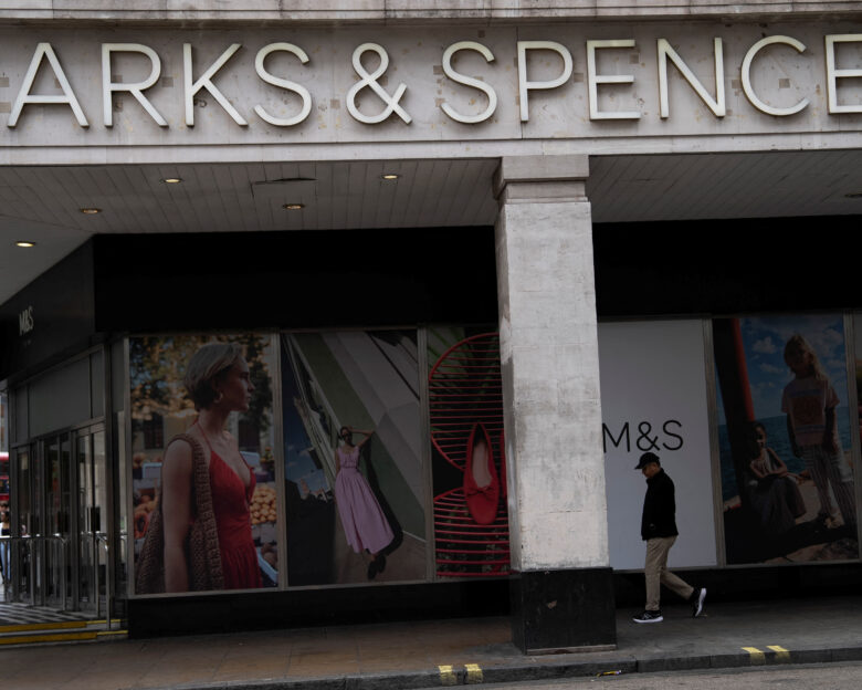 Η Marks & Spencer έχασε 400 εκατ. δολάρια από μία κυβερνοεπίθεση