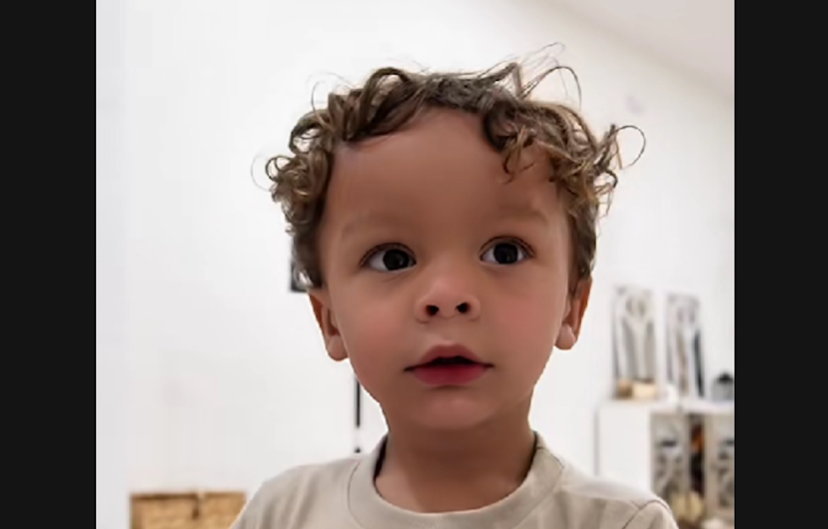 Ο μικρός Πρέστον Ορντόν, διάσημος στο TikTok ως «Okay Baby»