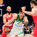 Εβάν Φουρνιέ και Ντίνος Μήτογλου σε ντέρμπι "αιωνίων" ΦΩΤΟ KLODIAN LATO
