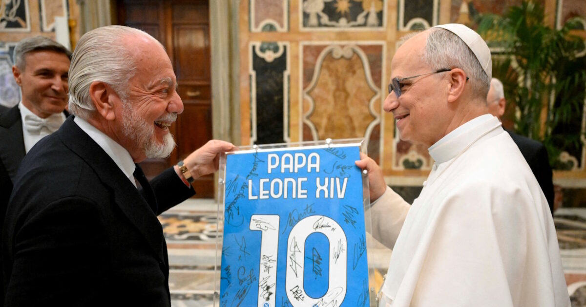 Pope Leo welcomed Napoli champion in the Vatican