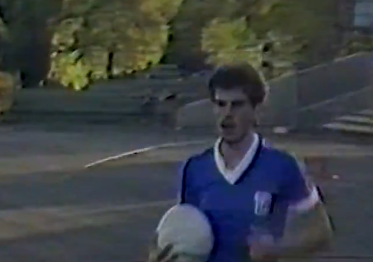 Άγγελος Ποστέκογλου: Σπάνιο video από την περίοδο που έπαιζε ποδόσφαιρο: «Ο άνθρωπος, ο θρύλος» σχολιάζει η Melbourne FC