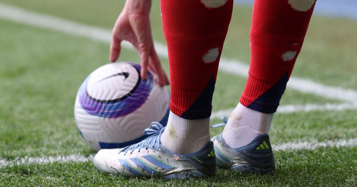 Αγγλία: Οι τρανς γυναίκες δεν επιτρέπεται πλέον να παίζουν στο ποδόσφαιρο γυναικών