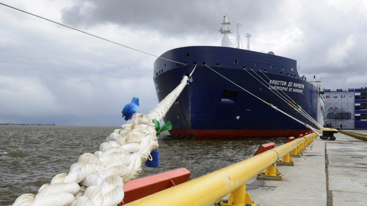 Ρωσικό τάνκερ με LNG (υγροποιημένο φυσικό αέριο)