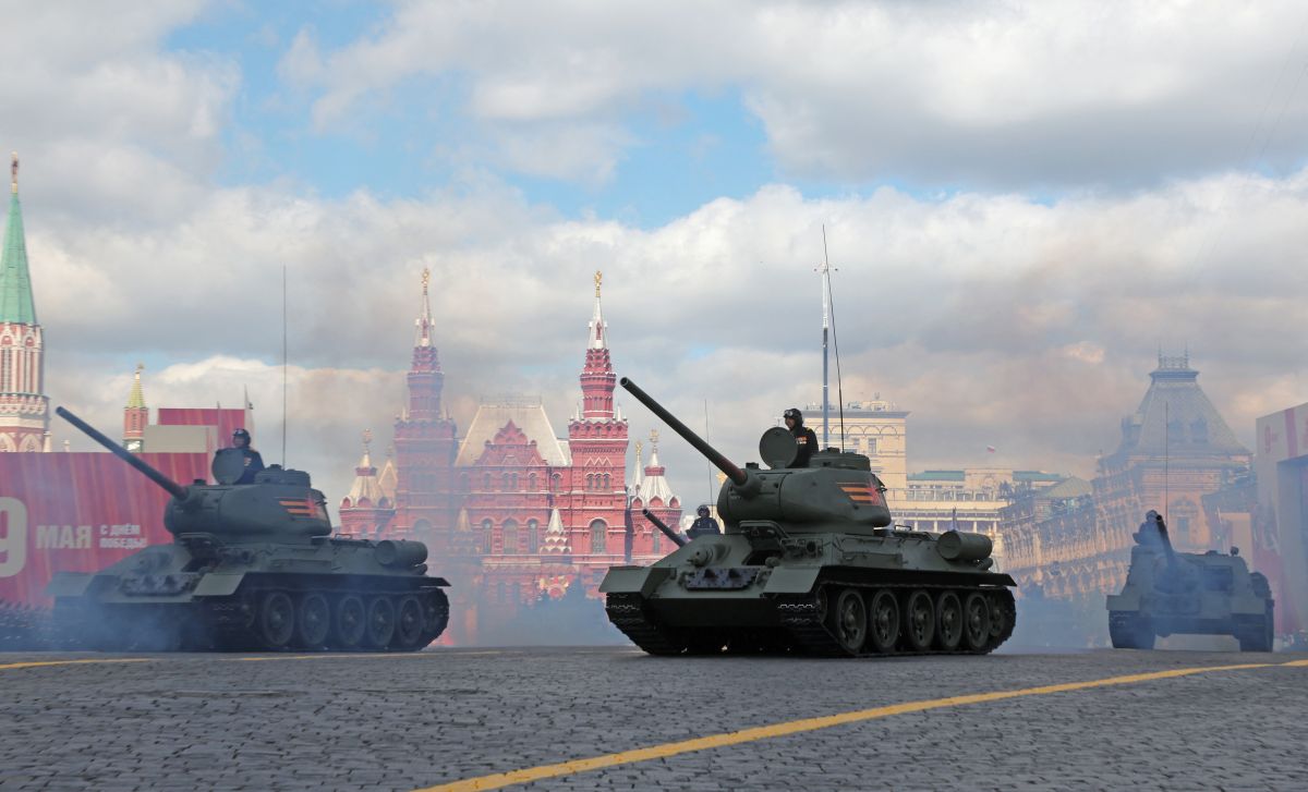 T-34 Soviet-era tanks and SU-100 Soviet-era tank destroyers drive during a military parade on Victory Day, marking the 80th anniversary of the victory over Nazi Germany in World War Two, in Red Square in central Moscow, Russia, May 9, 2025. REUTERS