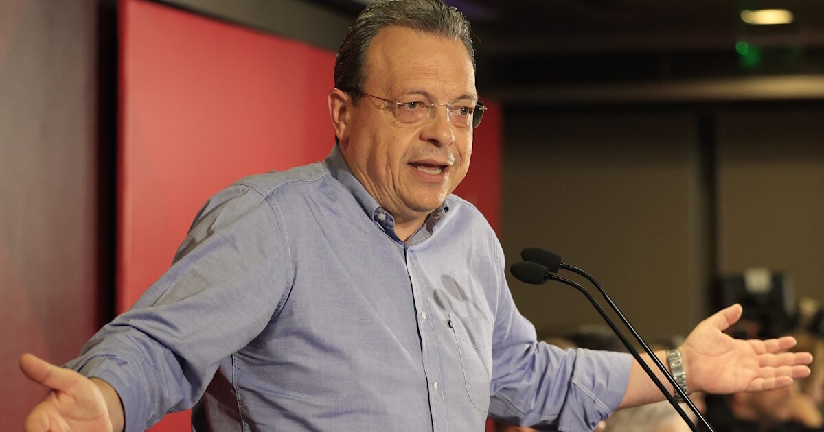 Φάμελλος: Τέλος οι ψηφοφόροι των 2 ευρώ – Δεν μπορεί όποιος περνάει απέξω να εκλέγει Πρόεδρο