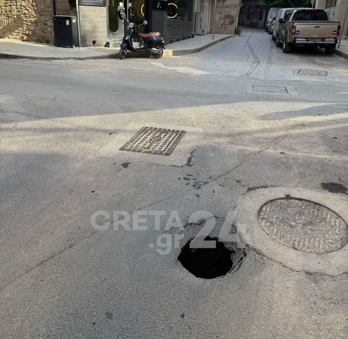 Τρύπα σε δρόμο του Ηρακλείου