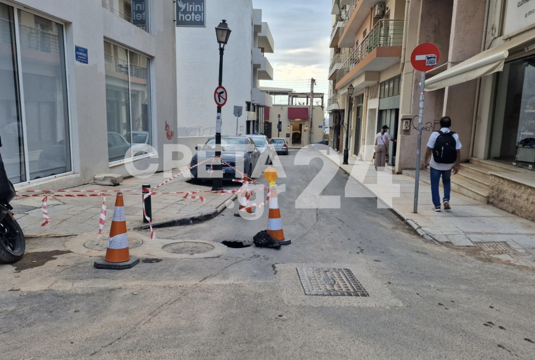Τρύπα σε δρόμο του Ηρακλείου