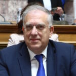 Ο Τάκης Θεοδωρικάκος στη Βουλή