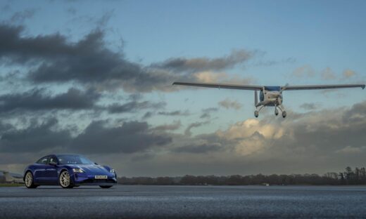 Taycan Turbo GT-Pipistrel Velis Electro