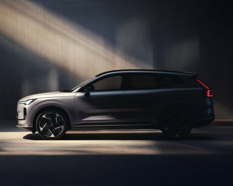 Volvo: Αναμένεται σύντομα το νέο plug-in hybrid Volvo XC70 με 200 χλμ. ηλεκτρική αυτονομία