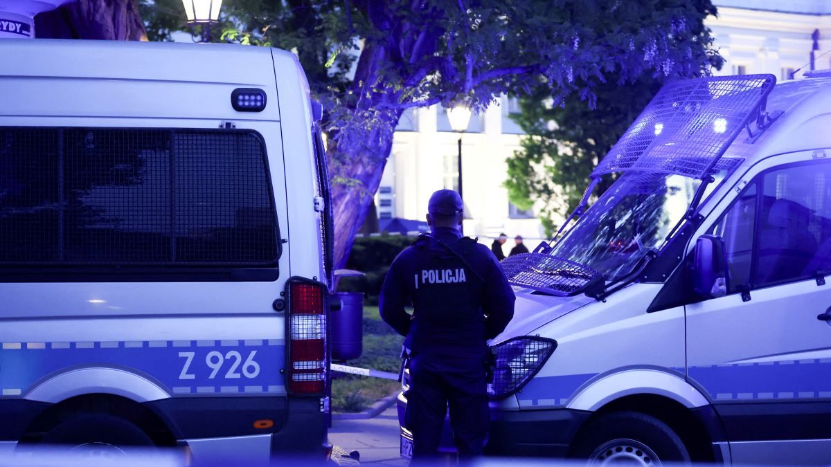 Η αστυνομία απέκλεισε τους χώρους του Πανεπιστημίου, μετά την επίθεση