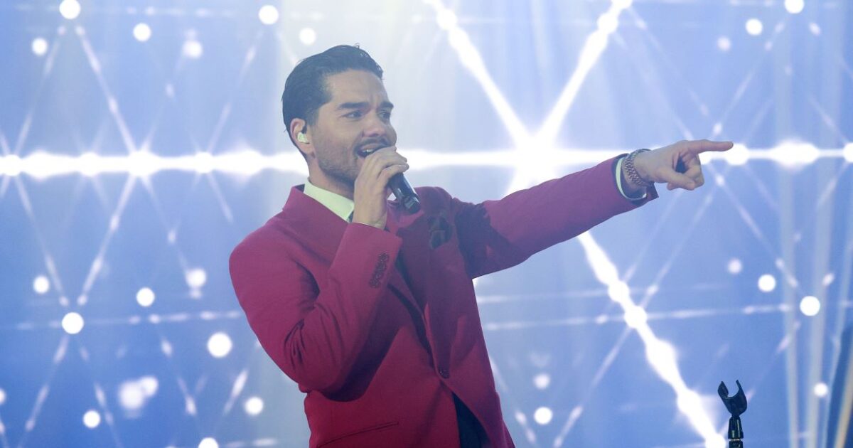 «Ο Χρήστος Μάστορας δε συμμετείχε σε μια απλή συναυλία, έπρεπε να φύγει», λένε μέλη του συλλόγου Βορειοηπειρωτών