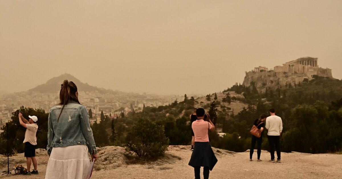 Καιρός αύριο: Αποπνικτικό κοκτέιλ ζέστης και αφρικανικής σκόνης