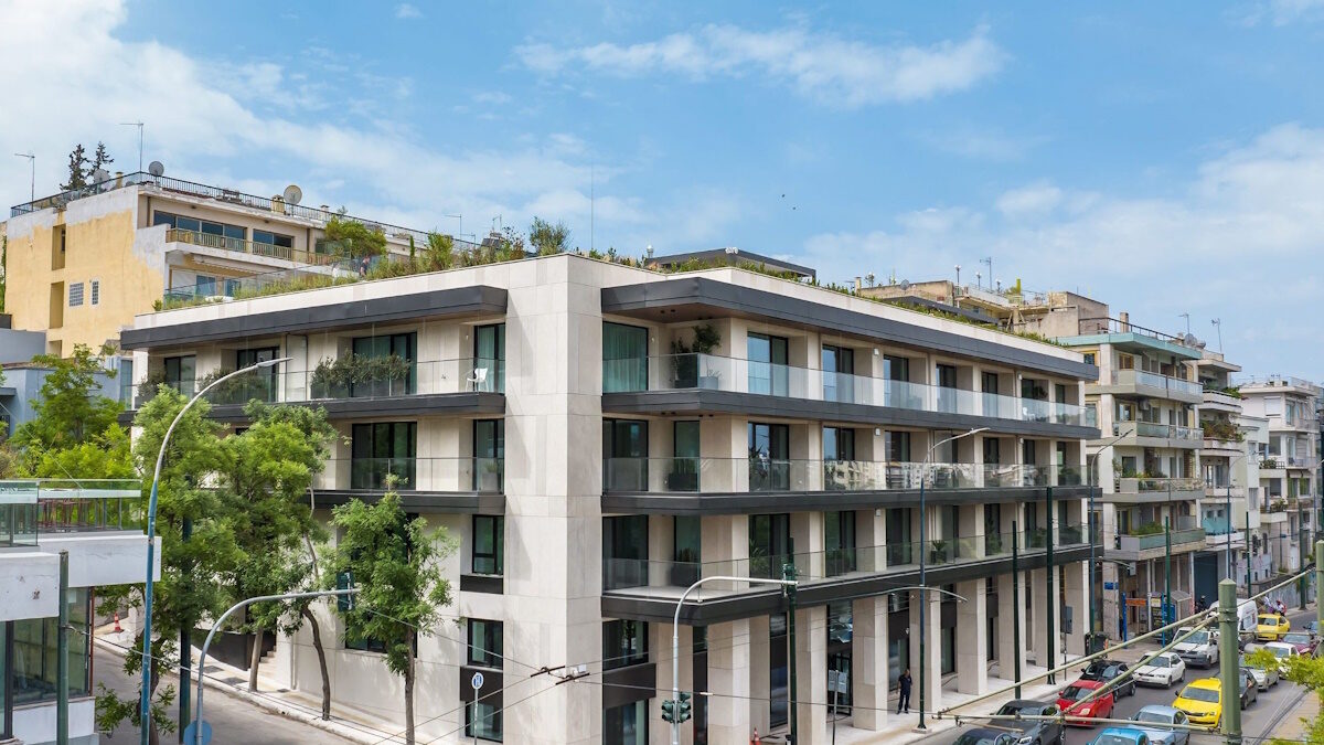 Noval Property: Ολοκλήρωση ανακατασκευής του νέου κτηρίου κατοικιών και γραφείων στο Μετς