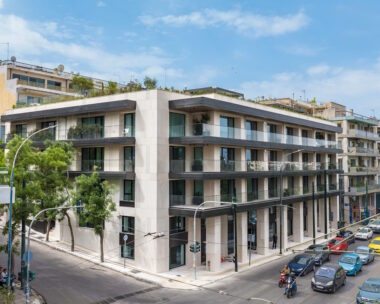 Noval Property: Ολοκλήρωση ανακατασκευής του νέου κτηρίου κατοικιών και γραφείων στο Μετς