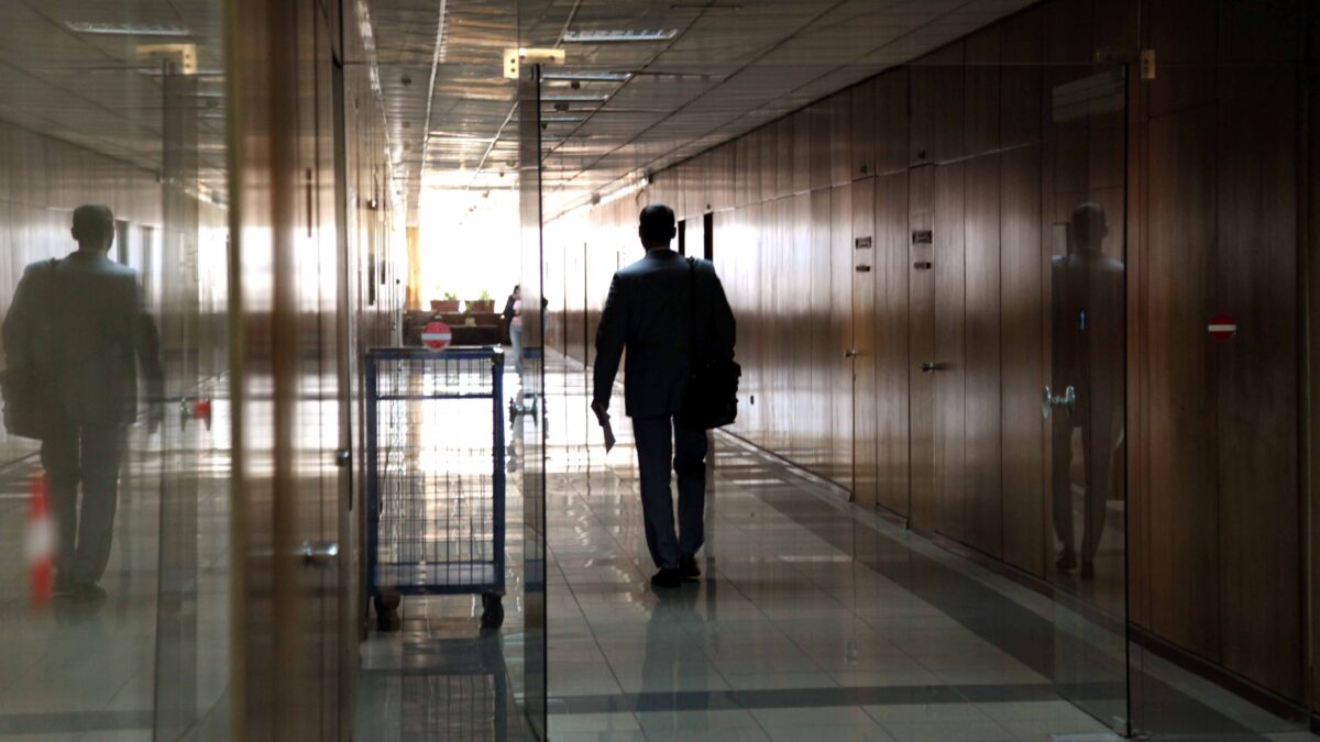 Στιγμιότυπο από το εσωτερικό του Αρείου Πάγου